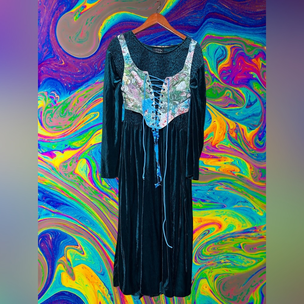 SOLD
Velvet dress